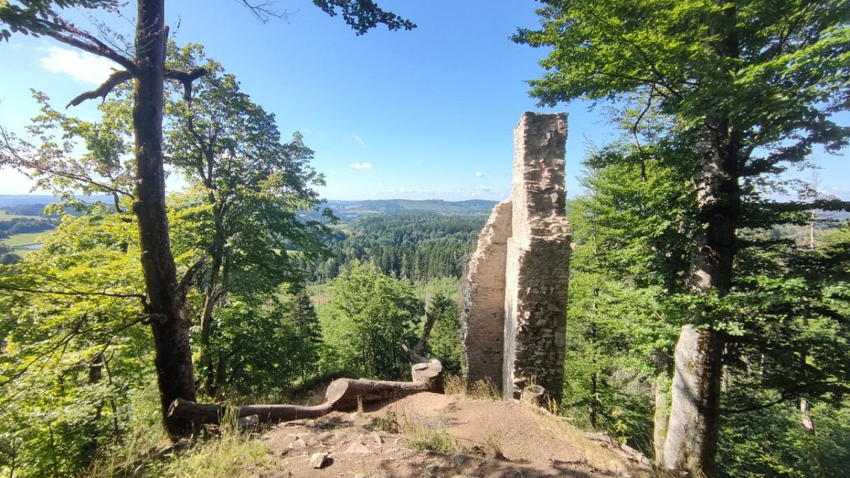 Štamberk - zřícenina (686&nbsp;m)