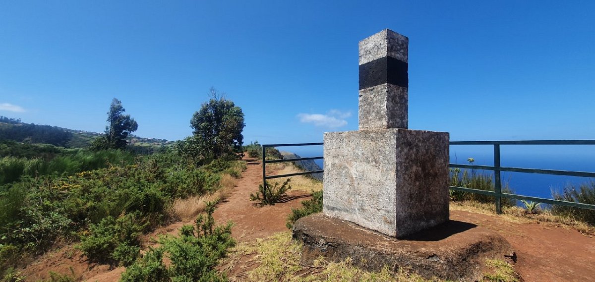 Pico Vermelho (431&nbsp;m)