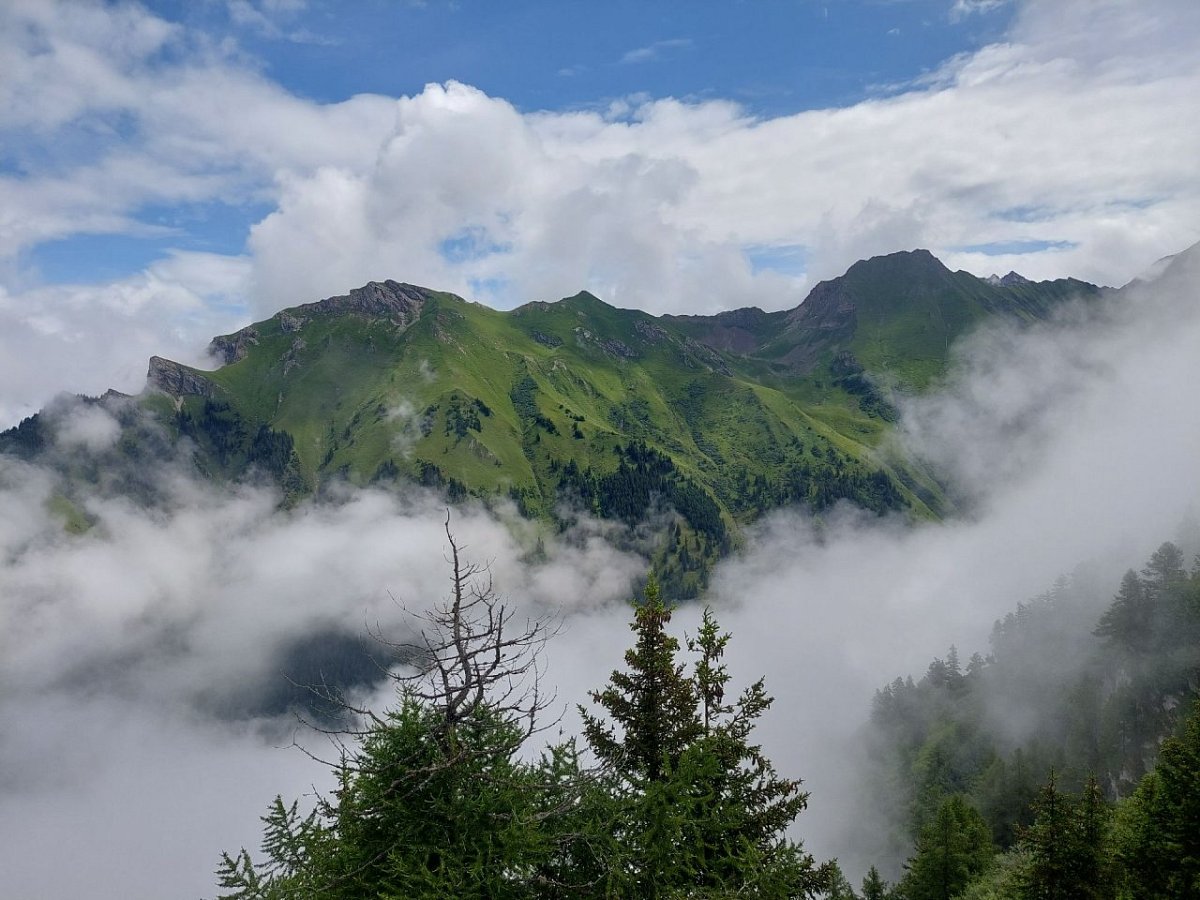 Mittlerspitz (1899&nbsp;m)