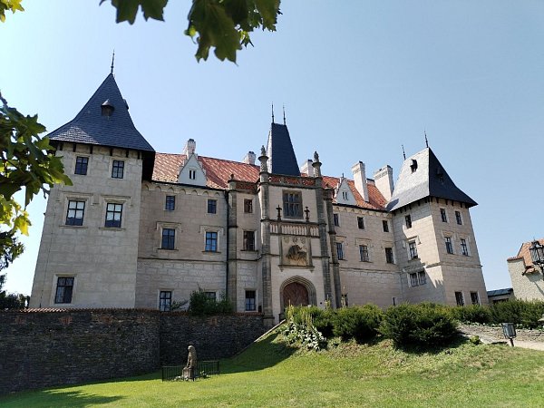 Žleby - zámek 