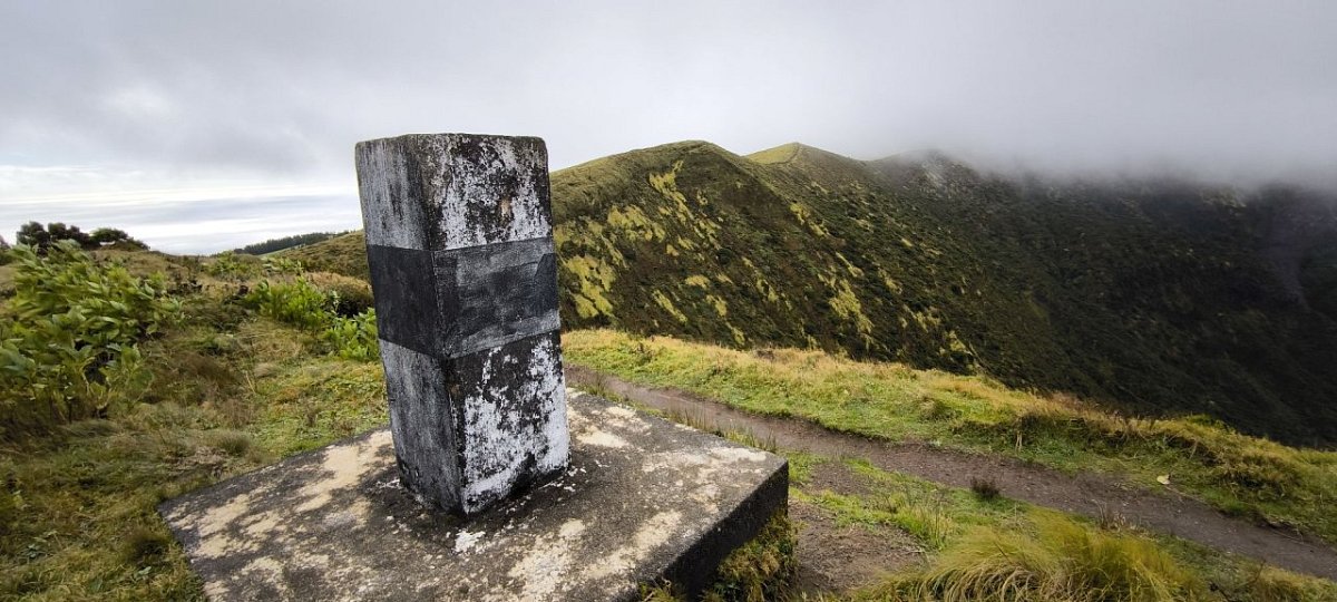 Alto do Cabouco (918&nbsp;m)