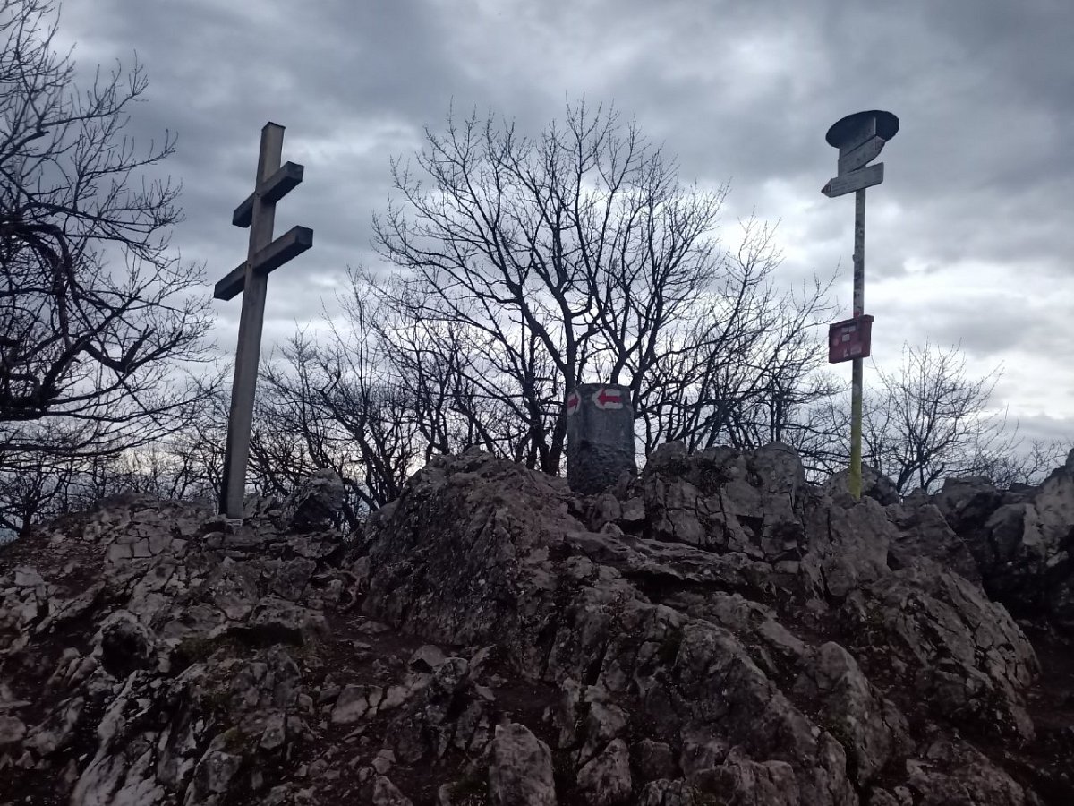 Záruby (768&nbsp;m)